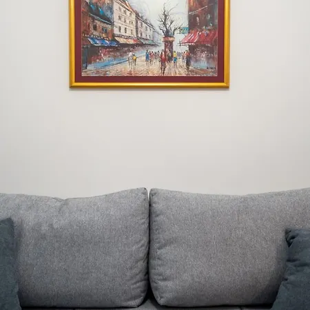 Modern Comfort In Sofia's Heart