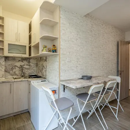 Modern Comfort In Sofia's Heart *