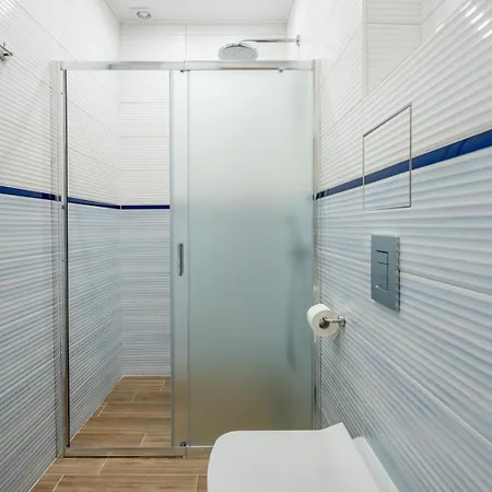 Modern Comfort In Sofia's Heart 아파트 *